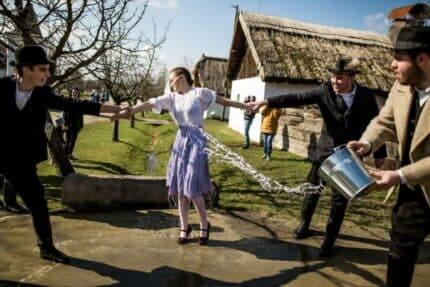 Is Binomo a scam? Review. Official website Binomo